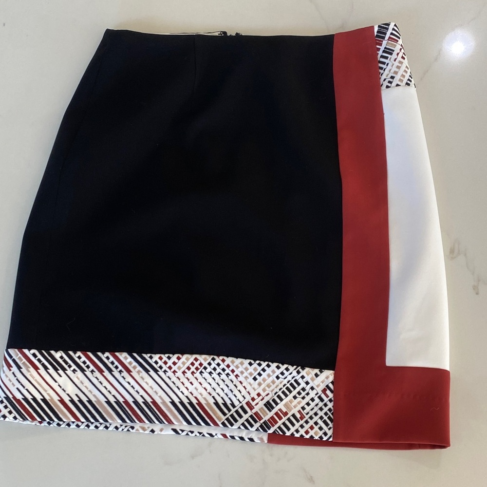 White House Black Market Black and Red Mini Skirt